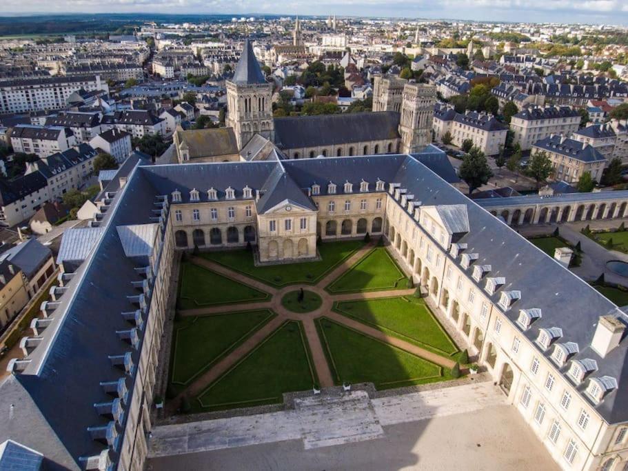 Appart 90M2 Lumineux, Centre, Vue Eglise Penchee Caen Exterior foto